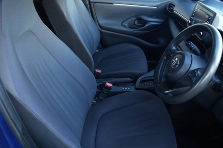 2022 Toyota Yaris - photo 11