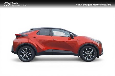 2025 Toyota C-HR - photo 3