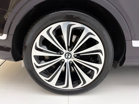2022 Bentley Bentayga - photo 9
