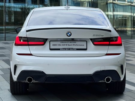 2021 BMW 3-Series - photo 6