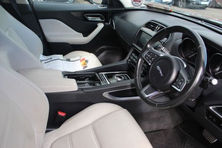 2019 Jaguar F-Pace - photo 13
