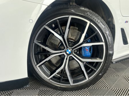 2021 BMW 5-Series - photo 4