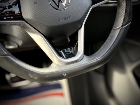 2024 Volkswagen Golf - photo 23