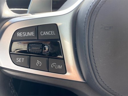 2023 BMW 3-Series - photo 17