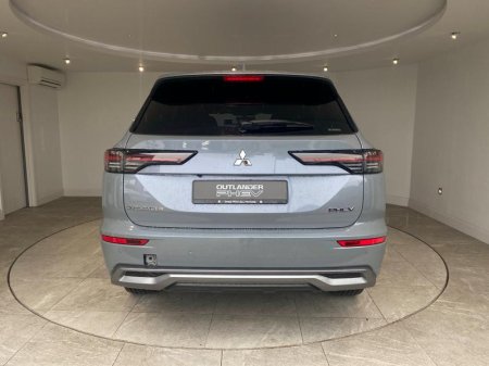 2026 Mitsubishi Outlander - photo 18