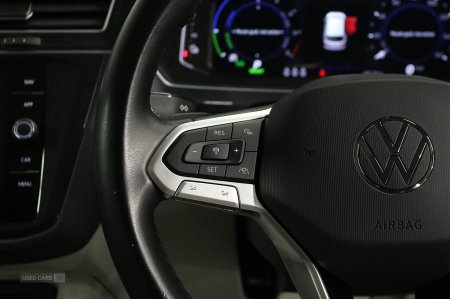 2023 Volkswagen Tiguan - photo 23