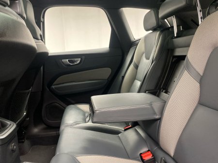 2024 Volvo XC60 - photo 17