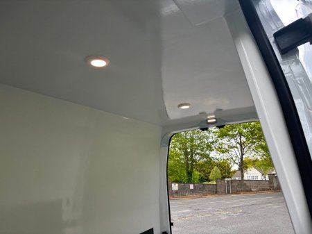 2026 Nissan Interstar - photo 8