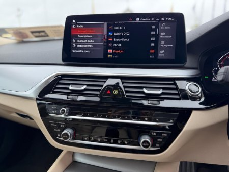 2023 BMW 5-Series - photo 34