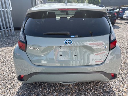 2021 Toyota Aqua - photo 4