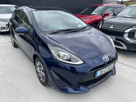 2020 Toyota Aqua - photo 2