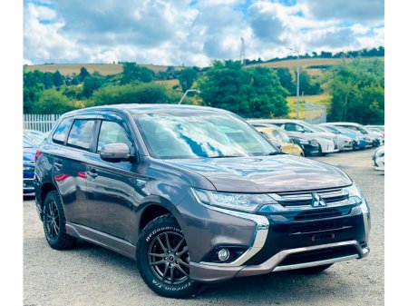 2016 Mitsubishi Outlander 4WD PHEV G SAFETY PACKAGE (0399)
