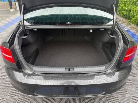 2019 Volkswagen Passat - photo 13