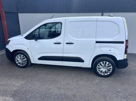 2020 Peugeot Partner - photo 7