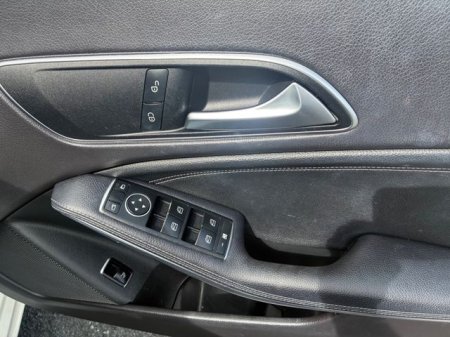 2018 Mercedes-Benz CLA - photo 11