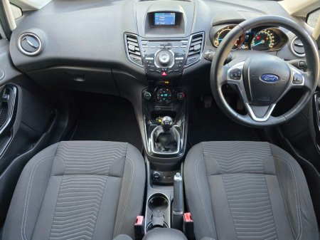 2014 Ford Fiesta - photo 12