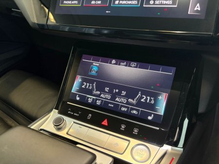 2020 Audi e-tron - photo 32
