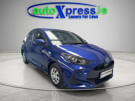 2021 Toyota Yaris 1.5 HYBRID X Automatic, Reversing camera