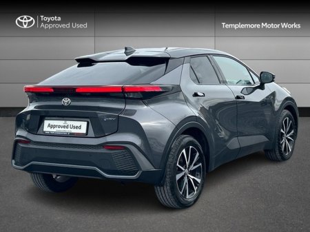 2024 Toyota C-HR - photo 2