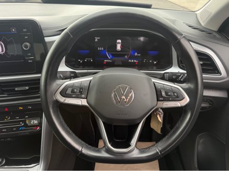 2023 Volkswagen T-Roc - photo 11
