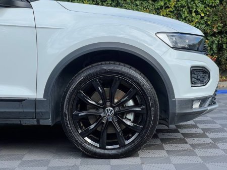 2022 Volkswagen T-Roc - photo 10