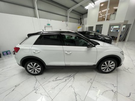 2021 Volkswagen T-Roc - photo 3
