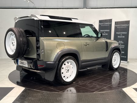 2025 Land Rover Defender - photo 12