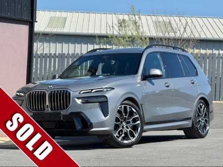 2025 BMW X7 - photo 3