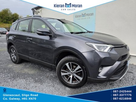 2018 Toyota RAV4 - photo 2