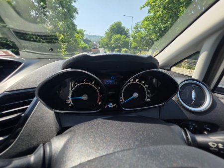 2016 Ford Fiesta - photo 11