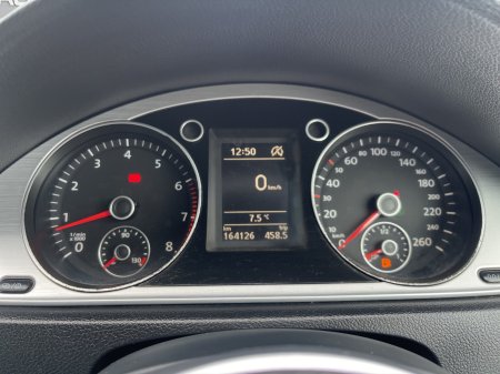 2015 Volkswagen Passat - photo 14