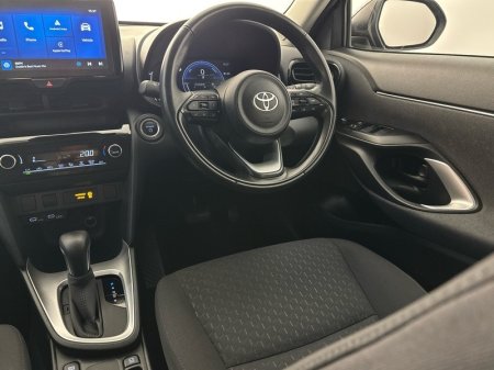 2024 Toyota Yaris Cross - photo 9