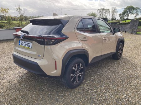 2021 Toyota Yaris Cross - photo 4