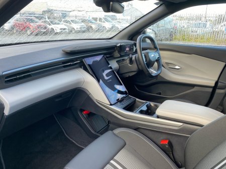 2026 Ford Capri - photo 2