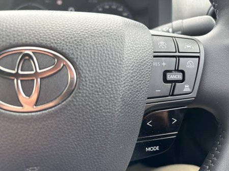 2025 Toyota C-HR - photo 12