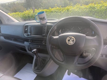 2019 Vauxhall Vivaro - photo 12
