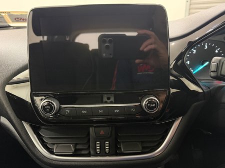 2018 Ford Fiesta - photo 17