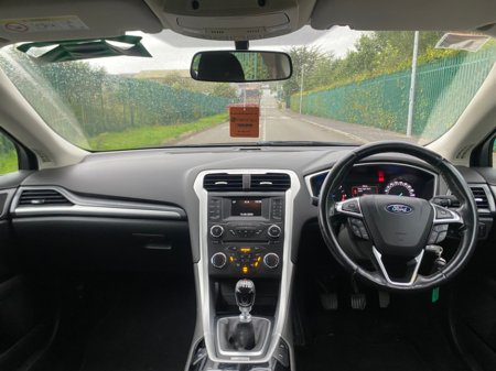 2015 Ford Mondeo - photo 15