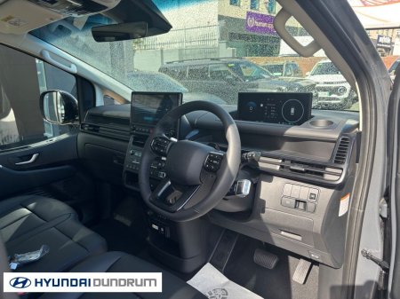 2027 Hyundai Staria - photo 13