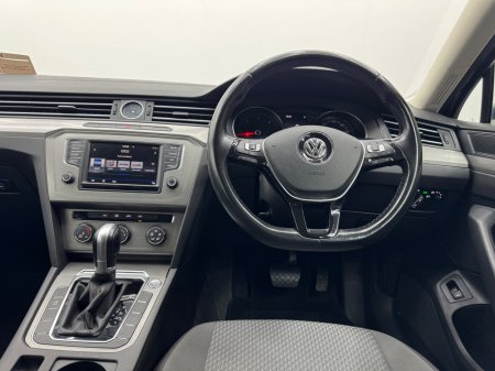 2017 Volkswagen Passat - photo 10