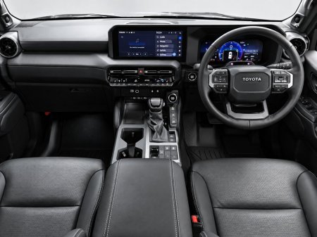 2025 Toyota Land Cruiser - photo 2