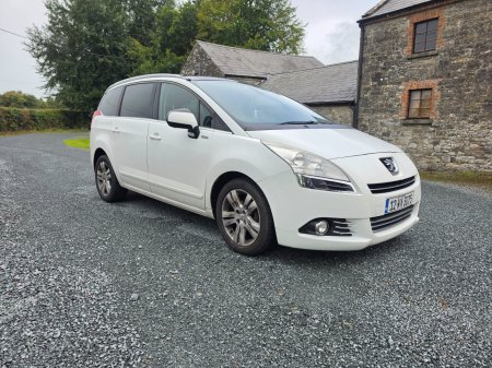 2012 Peugeot 5008 - photo 4