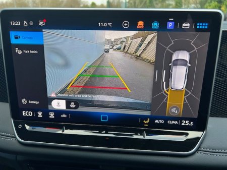 2025 Volkswagen Tiguan - photo 27