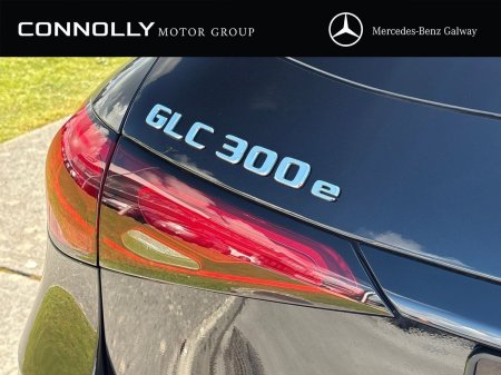 2025 Mercedes-Benz GLC - photo 15