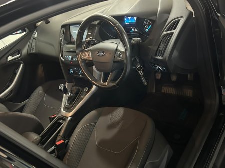 2017 Ford Focus - photo 8