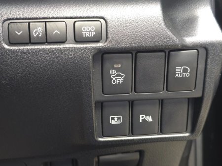 2019 Lexus IS - photo 27