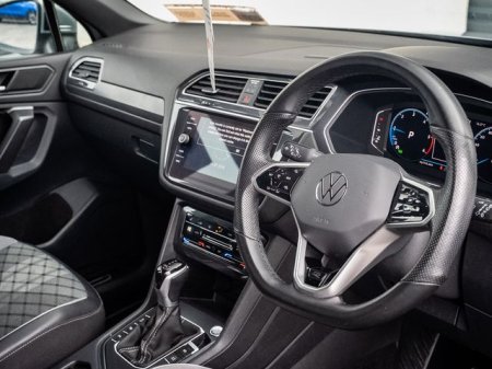 2024 Volkswagen Tiguan Allspace - photo 8