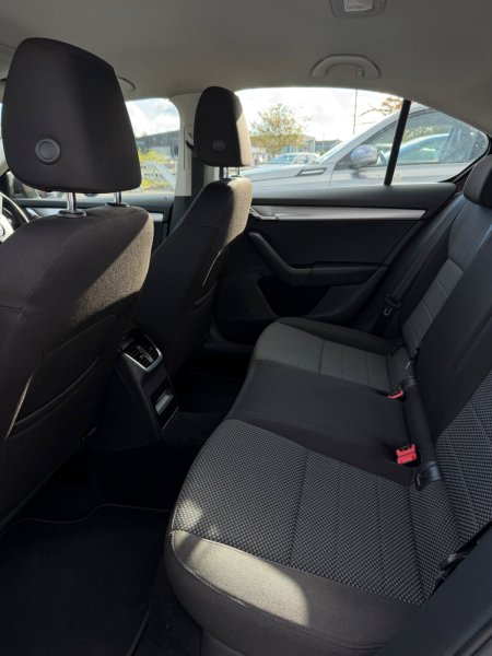2016 Skoda Octavia - photo 6