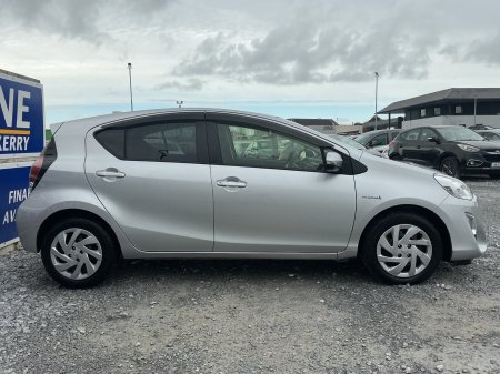 2015 Toyota Aqua - photo 9