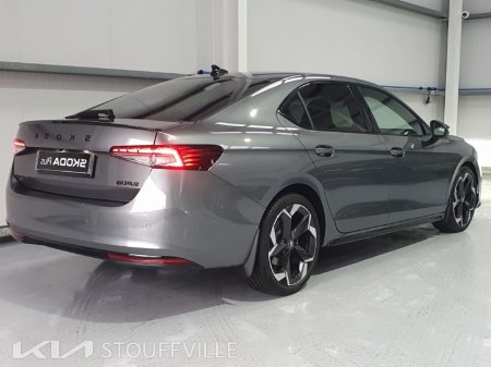 2025 Skoda Superb - photo 13